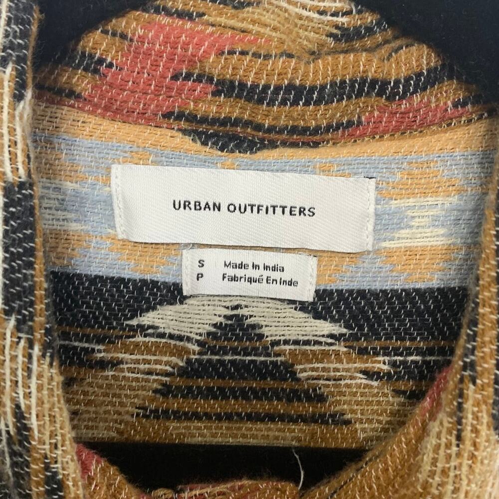Urban Outfitters Aztec Empire Jacquard Woven Shacket Men's Sz S Multicolor - Picture 4 of 9